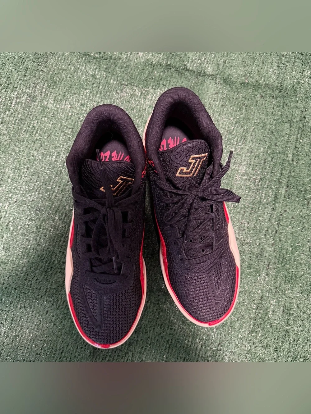 Jordan Jayson Tatum 1 Zoo size 10